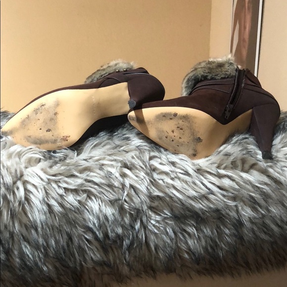 Brown high heel boots - Picture 4 of 4